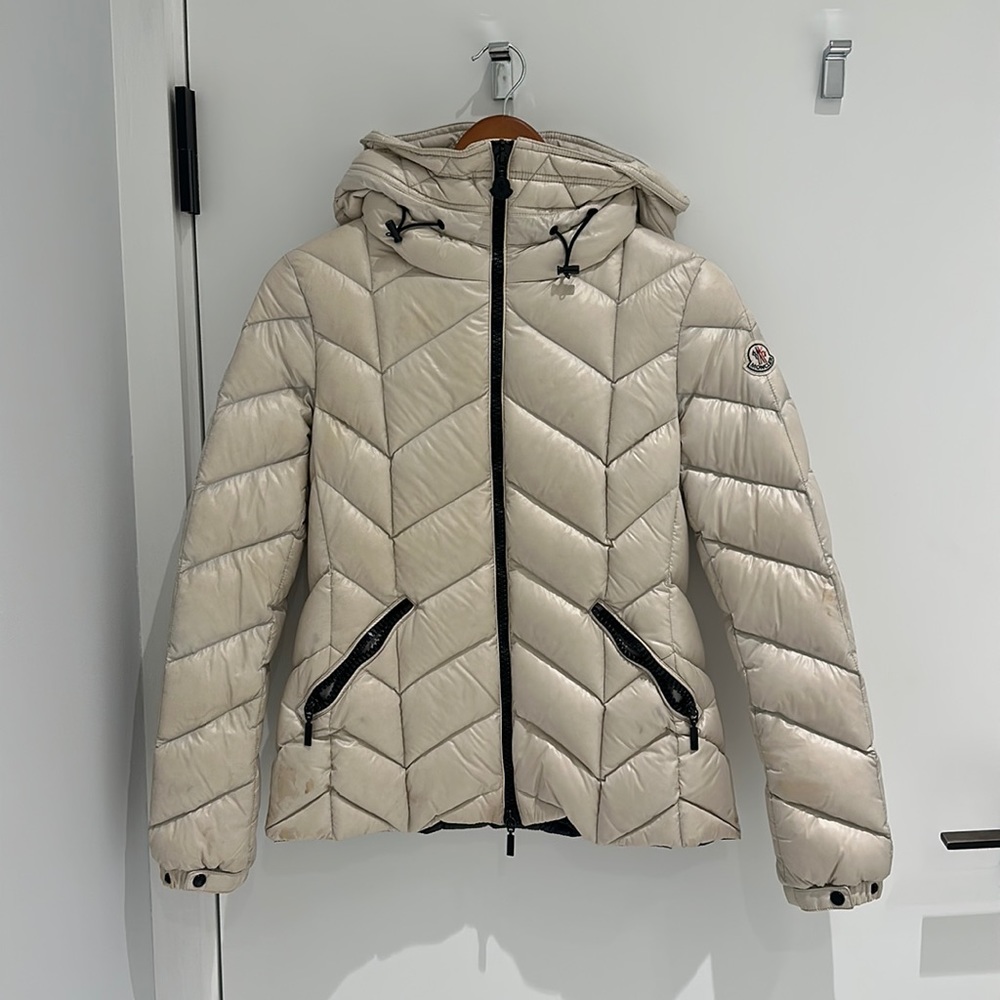 Fitted cream Moncler bomber jacket